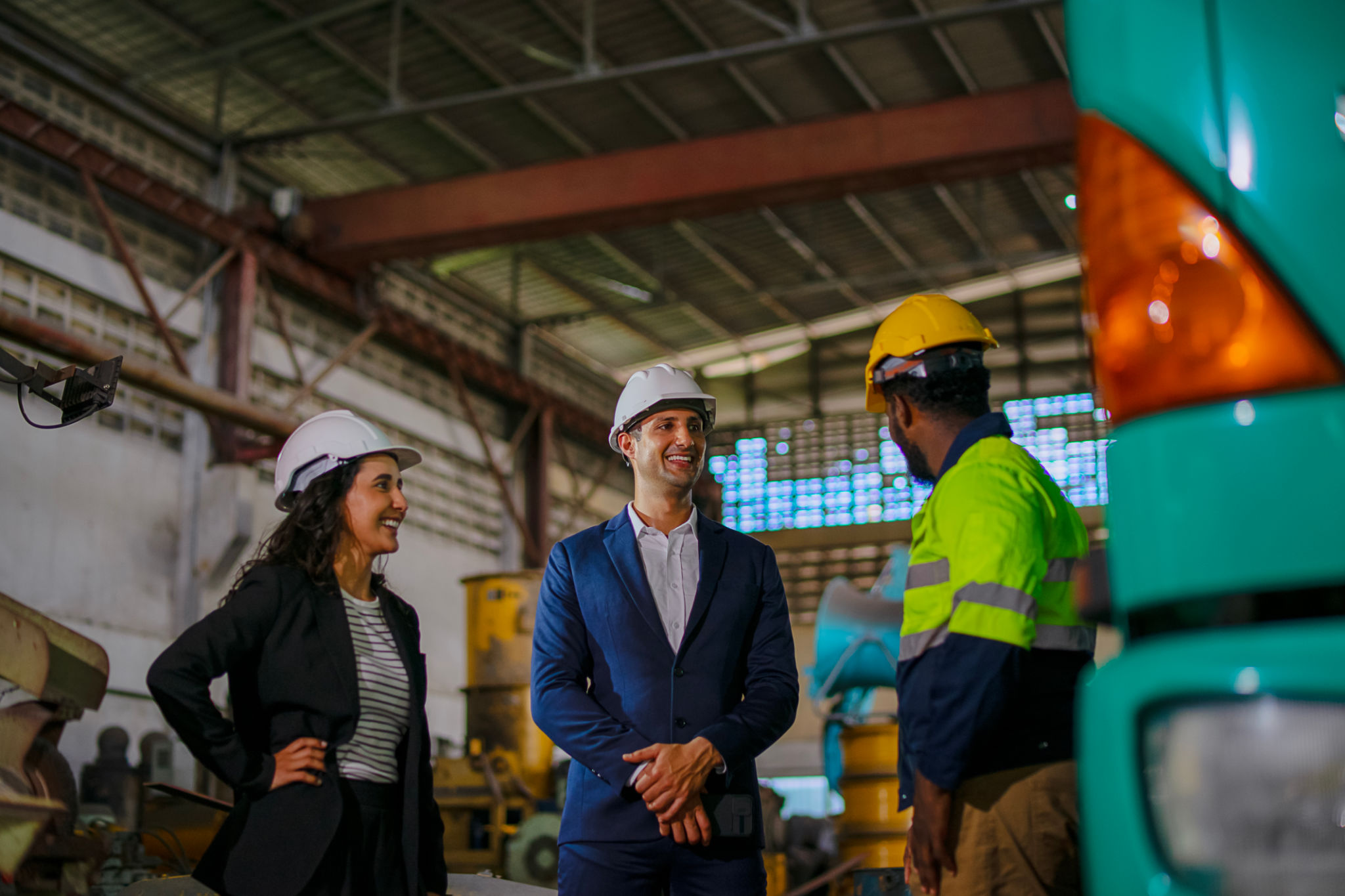 Engineer meeting with business stakeholder at construction site